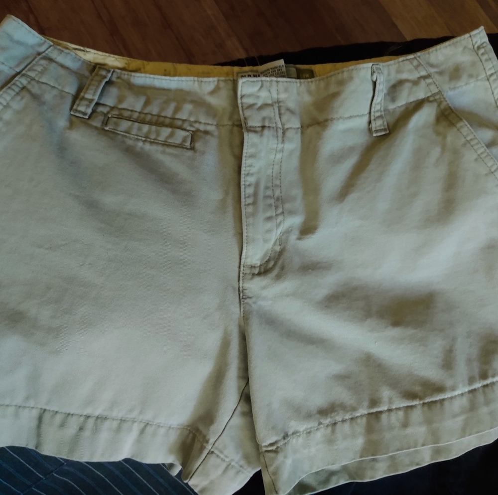 Old Many Low Waist Shorts